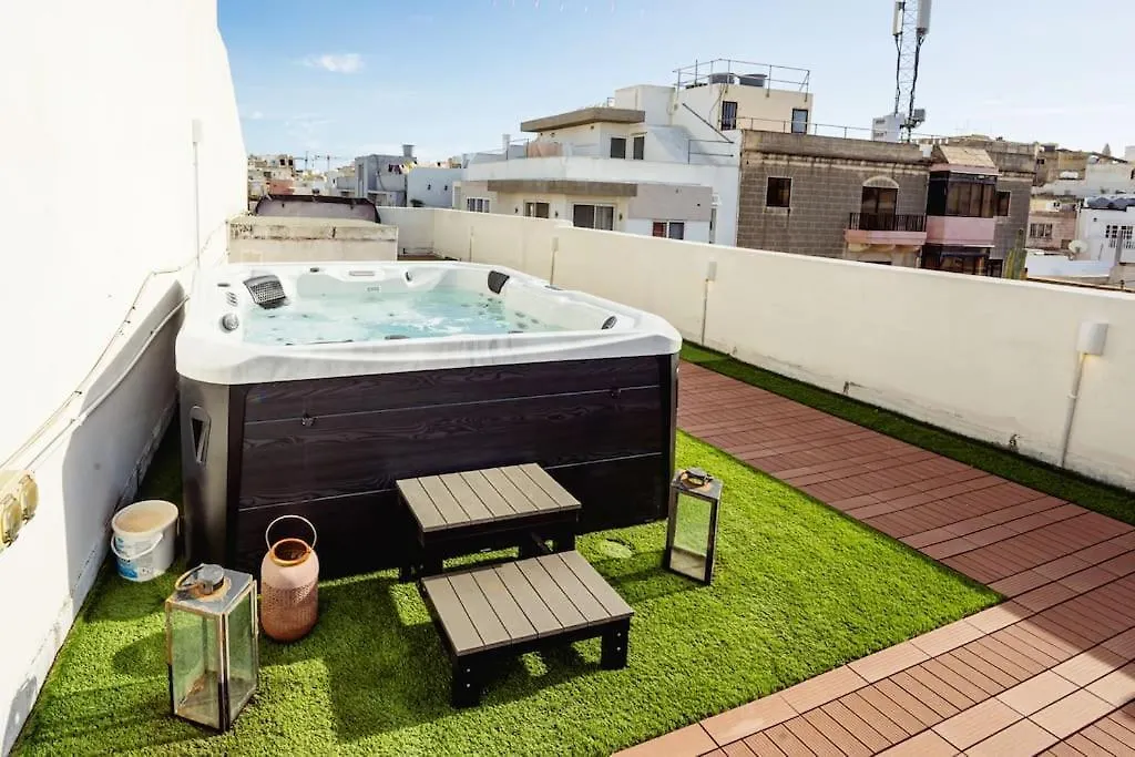 Luxury Designer Penthouse With Private Jacuzzi Apartment Sliema Malta
