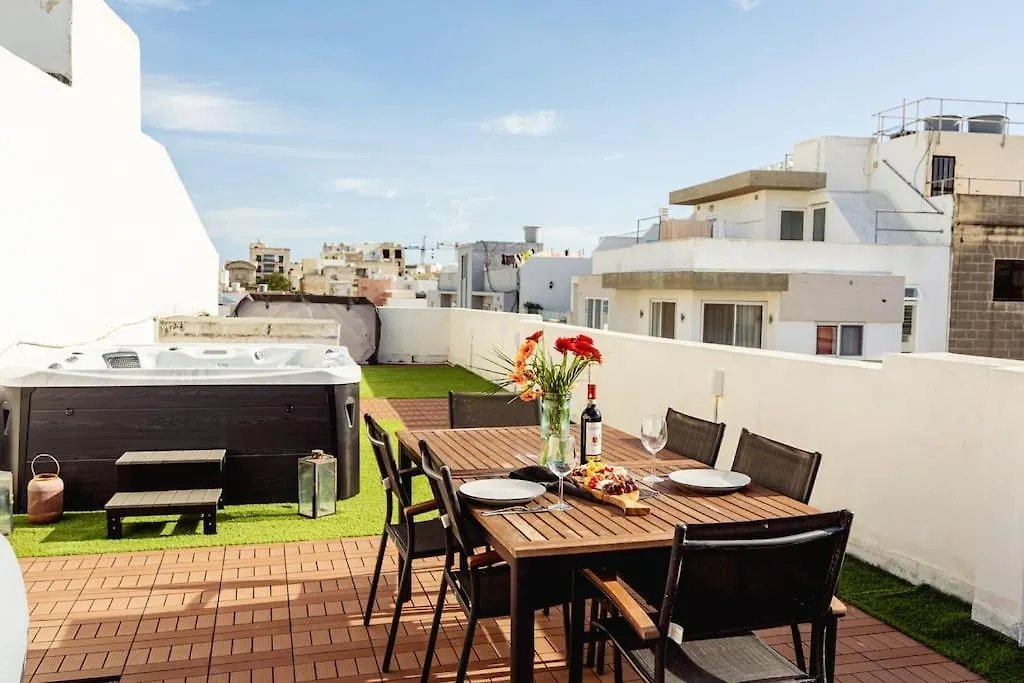 Luxury Designer Penthouse With Private Jacuzzi Apartment Sliema Malta